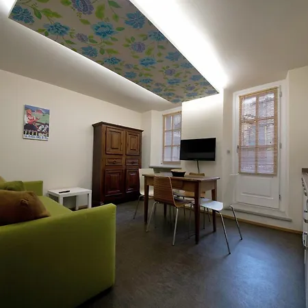 Apartements Coeur De Lägenhet Aosta